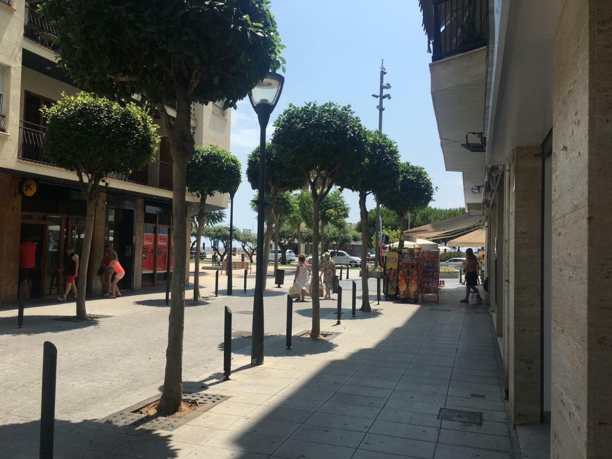 Club Nautic Apartment Cambrils Exterior photo